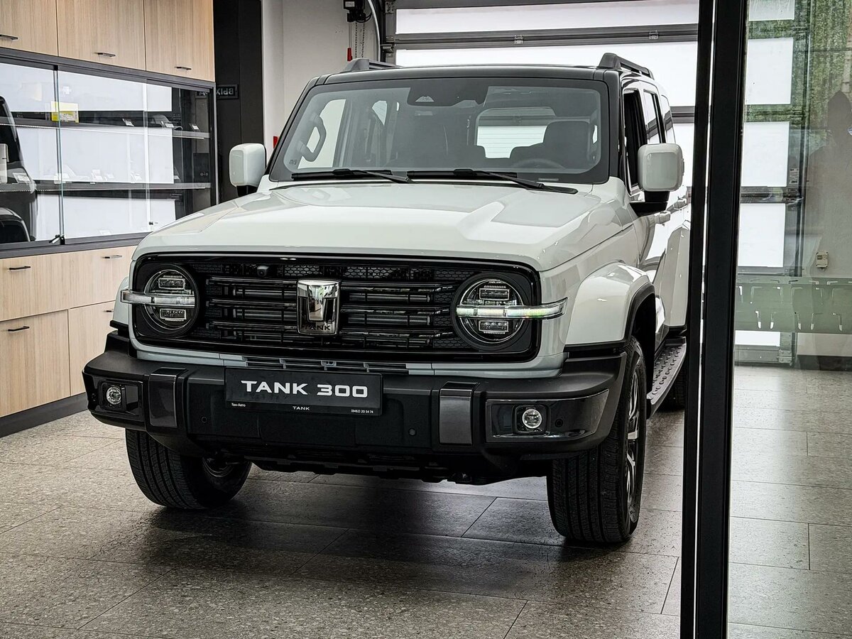 Открыть фотографии: Tank 300 I