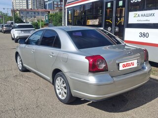 2007 Toyota Avensis II Рестайлинг, серебристый, 700000 рублей, вид 4