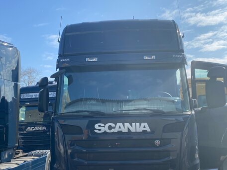 2017 Scania R-Series, синий, 9000000 рублей, вид 2