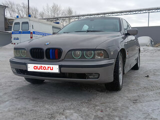 1999 BMW 5 серии 528i IV (E39), серебристый, 480000 рублей, вид 3