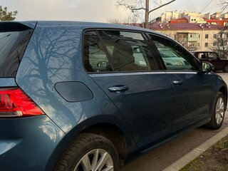 2013 Volkswagen Golf VII, голубой, 750000 рублей, вид 4