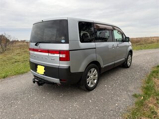2008 Mitsubishi Delica D:5 I, серебристый, 600000 рублей, вид 1