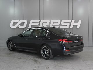 2020 BMW 5 серии 520i VII (G30/G31/G38) Рестайлинг, чёрный, 4949000 рублей, вид 2
