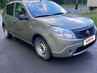 2012 Renault Sandero I, бежевый, 330000 рублей, вид 2