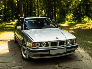 1996 BMW 5 серии 520i III (E34), серебристый, 990000 рублей, вид 3