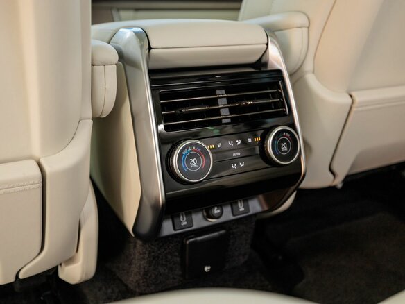 2026 Land Rover Range Rover D350 MHEV V, серый - вид 22