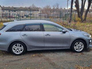 2019 Kia Ceed III, серебристый, 1750000 рублей, вид 4