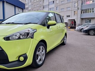 2015 Toyota Sienta II, жёлтый, 1250000 рублей, вид 1
