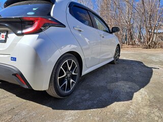 2020 Toyota Yaris IV, белый, 1050000 рублей, вид 4