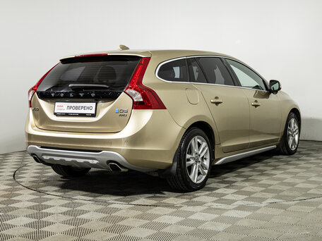 2011 Volvo V60 I, бежевый, 1549700 рублей, вид 5