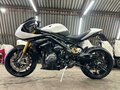 2022 Triumph Speed Triple, белый, 1550000 рублей - вид 3