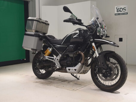 2022 Moto Guzzi V85 TT, чёрный, 850000 рублей, вид 2