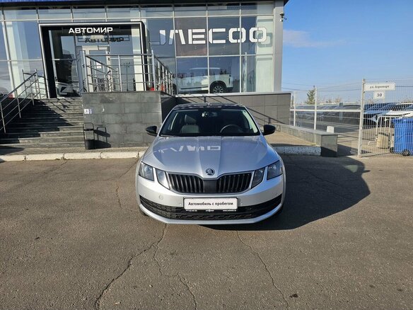 2017 Skoda Octavia III (A7) Рестайлинг, серебристый, 1150000 рублей - вид 1