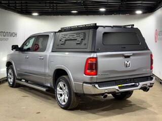 2022 Ram 1500 Crew Cab V, серый, 7290000 рублей, вид 3