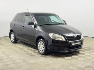 2013 Skoda Fabia II Рестайлинг, чёрный, 559900 рублей, вид 1