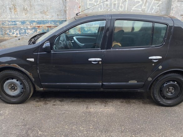 2011 Renault Sandero I, чёрный, 270000 рублей - вид 6