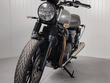 2022 Triumph Speed Twin, серый, 789000 рублей, вид 3