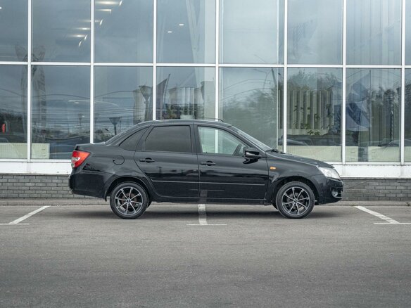 2013 Lada (ВАЗ) Granta I, чёрный, 288000 рублей - вид 4