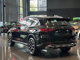 2026 Mercedes-Benz GLC 220 d II (X254), чёрный, 9658000 рублей, вид 5