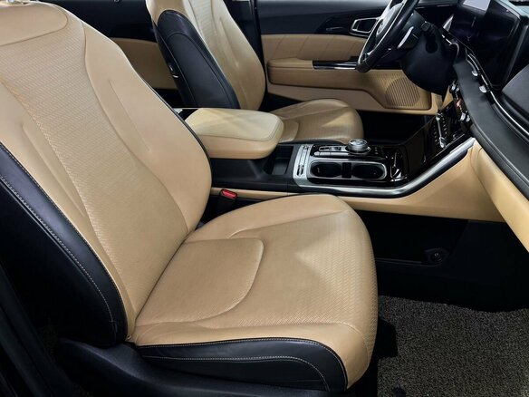 2021 Kia Carnival IV, чёрный, 4150000 рублей - вид 14