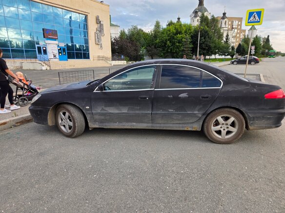 2001 Peugeot 607 I, коричневый, 180000 рублей - вид 3