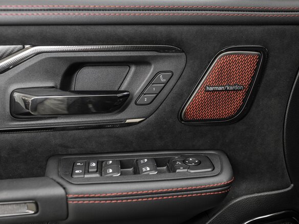 2025 Ram 1500 RHO V Рестайлинг, зелёный, 12953911 рублей - вид 5