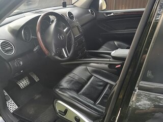 2008 Mercedes-Benz M-Класс 320 II (W164) Рестайлинг, чёрный, 1380000 рублей, вид 5