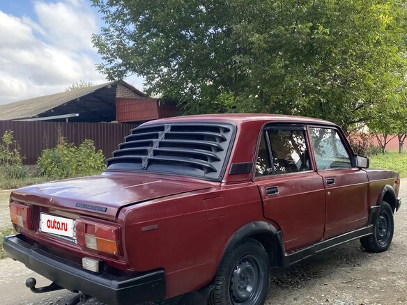 1996 Lada (ВАЗ) 2105, красный, 100000 рублей - вид 3