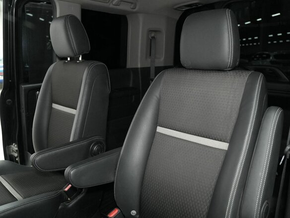 2018 Honda Stepwgn Spada V Рестайлинг, чёрный, 2350000 рублей - вид 8