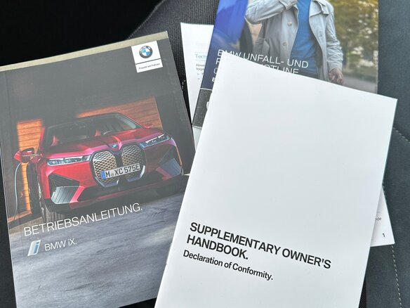 2022 BMW iX xDrive40 I (I20), серый, 6300000 рублей - вид 14