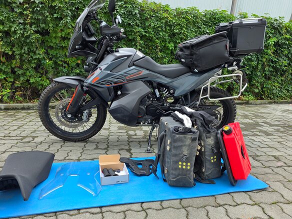 2022 KTM 890 Adventure, серый, 1100000 рублей - вид 33