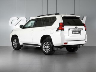 2020 Toyota Land Cruiser Prado 150 Series Рестайлинг 2, белый, 6589000 рублей, вид 2