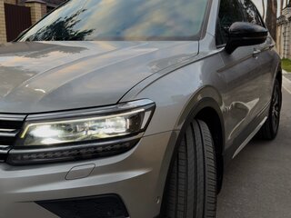 2020 Volkswagen Tiguan II, серый, 2599999 рублей, вид 5