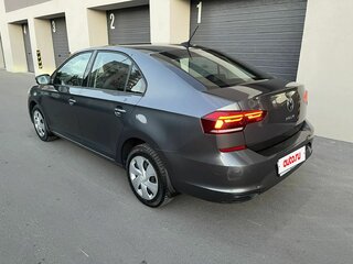 2021 Volkswagen Polo VI, серый, 1685000 рублей, вид 4