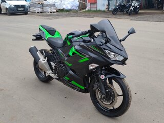 2019 Kawasaki Ninja 400, чёрный, 589000 рублей, вид 2
