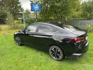 2022 Hyundai Solaris II Рестайлинг, чёрный, 1630000 рублей, вид 4