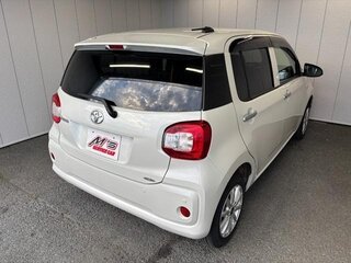2022 Toyota Passo III Рестайлинг, белый, 865750 рублей, вид 4