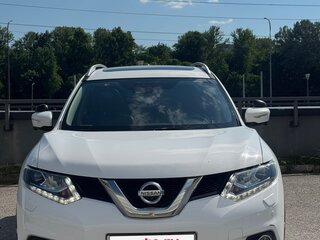 2017 Nissan X-Trail III, белый, 2200000 рублей, вид 3