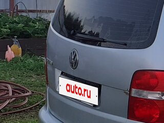 2005 Volkswagen Touran I, серебристый, 570000 рублей, вид 2