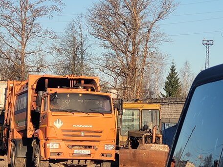 2008 КамАЗ 6522, оранжевый, 3000000 рублей, вид 2