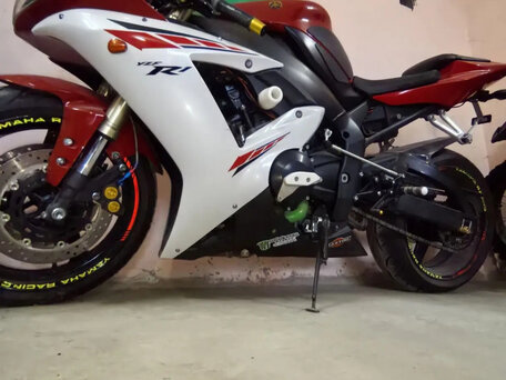 2002 Yamaha YZF-R1, красный, 500000 рублей, вид 2