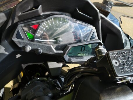 2013 Kawasaki Ninja 300, чёрный, 400000 рублей, вид 3