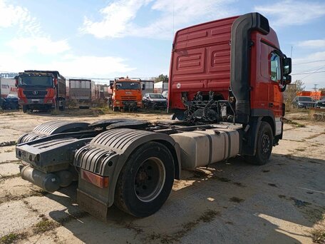 2017 Mercedes-Benz Actros, красный, 2790000 рублей, вид 3