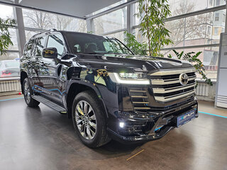 2025 Toyota Land Cruiser 300 Series, чёрный, 16390000 рублей, вид 3