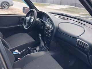 2013 Chevrolet Niva I Рестайлинг, чёрный, 450000 рублей, вид 5