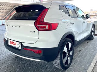 2019 Volvo XC40 I, белый, 3900000 рублей, вид 4