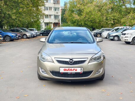 2012 Opel Astra J Рестайлинг, бежевый, 599000 рублей, вид 2