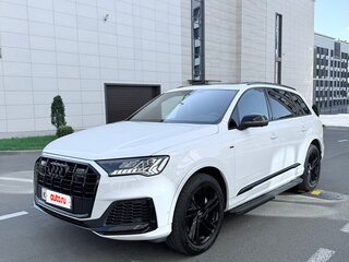 2020 Audi Q7 45 TDI II (4M) Рестайлинг, белый, 7000000 рублей, вид 1