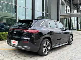 2025 Mercedes-Benz EQE SUV 500, чёрный, 7630000 рублей, вид 3