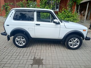 1995 Lada (ВАЗ) 2121 (4x4) I Рестайлинг, белый, 350000 рублей, вид 2